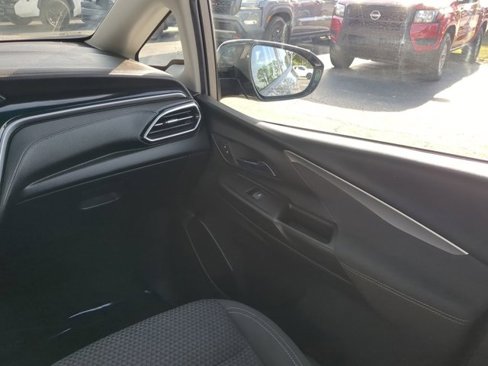 Used 2022 Chevrolet Bolt LT image 20