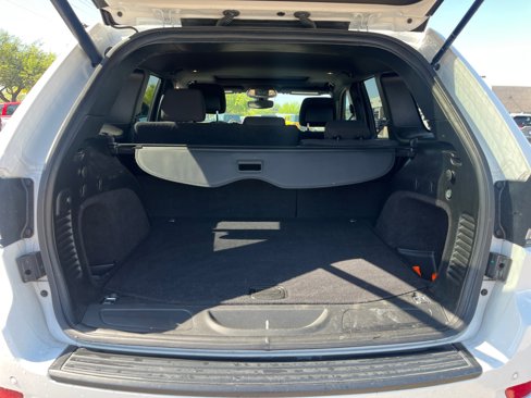 Used 2019 Jeep Grand Cherokee Laredo image 34