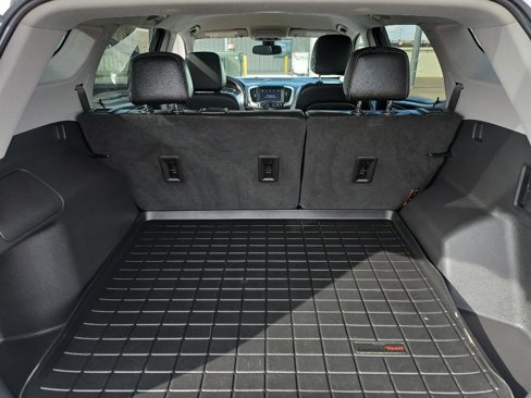 Used 2022 GMC Terrain SLT image 19