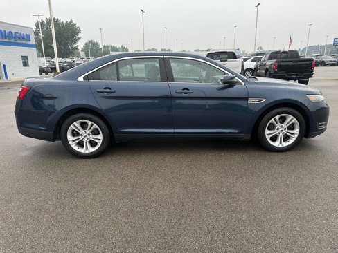Used 2017 Ford Taurus SEL w/ Equipment Group 201A image 9
