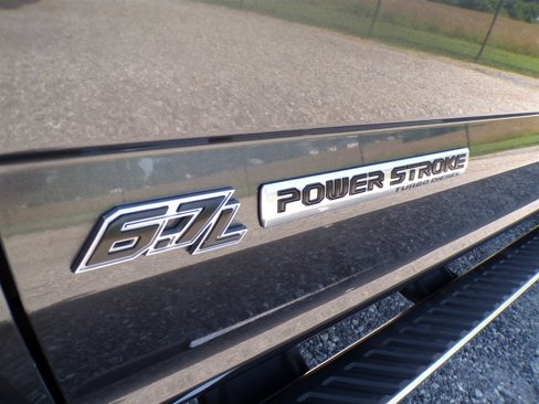 Used 2017 Ford F250 Lariat w/ Lariat Ultimate Package image 22