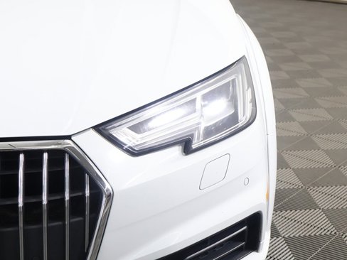 Used 2017 Audi A4 2.0T allroad Premium Plus w/ Technology Package image 14