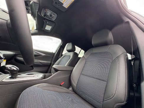 New 2025 Buick Envista Preferred w/ Convenience I Package image 20