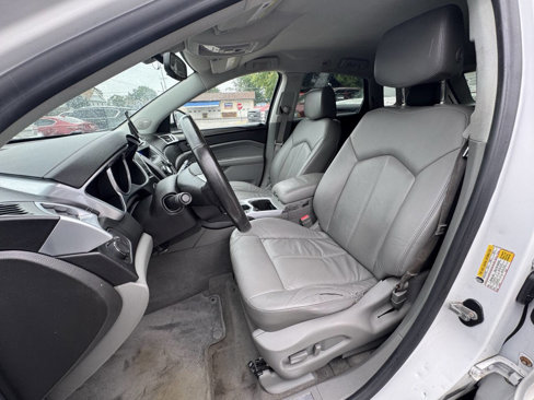 Used 2011 Cadillac SRX 2WD image 42