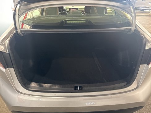 Used 2022 Toyota Corolla L image 20