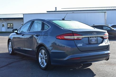 Used 2018 Ford Fusion SE w/ Fusion SE Technology Package image 7