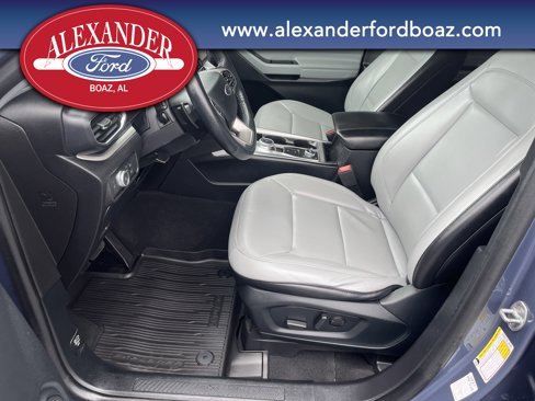 Used 2021 Ford Explorer XLT w/ Equipment Group 202A image 10