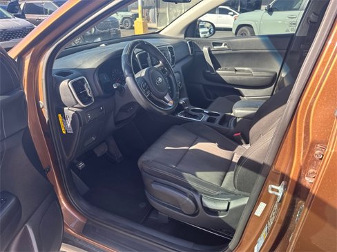 Used 2019 Kia Sportage LX image 6