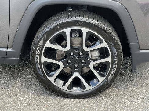 Certified 2021 Jeep Compass Limited w/ Sun and Sound Group image 6
