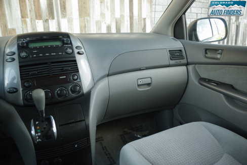 Used 2007 Toyota Sienna CE image 16