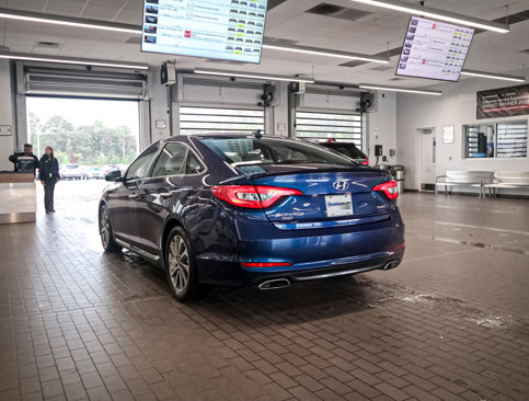 Used 2016 Hyundai Sonata Sport w/ Option Group 1V image 9
