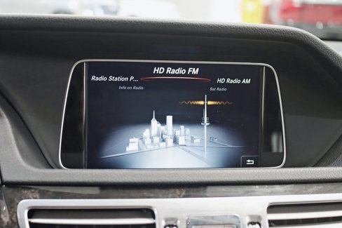 Used 2016 Mercedes-Benz E 350 4MATIC Sedan image 20