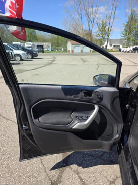 Used 2013 Ford Fiesta SE image 9