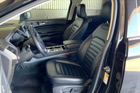Certified 2023 Ford Edge SEL image 7