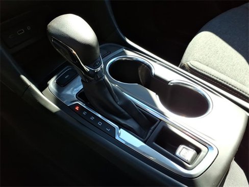Used 2022 Chevrolet Equinox LT image 16