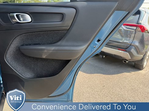 Certified 2024 Volvo XC40 B5 Plus w/ Protection Package Premier image 26