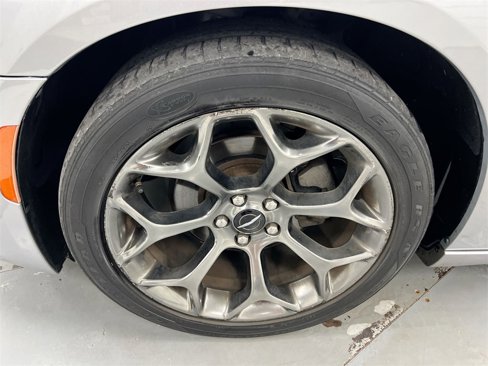 Used 2015 Chrysler 300 S image 25