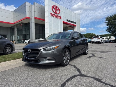 Used 2018 MAZDA MAZDA3 Touring image 1
