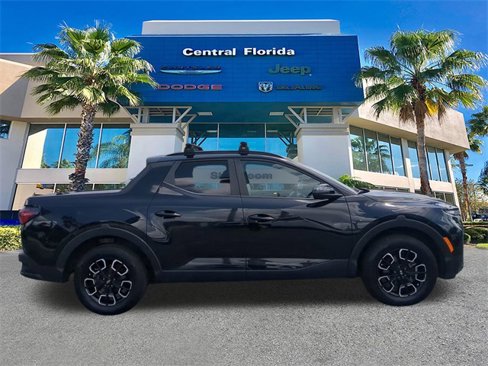 Used 2023 Hyundai Santa Cruz SEL Premium image 4