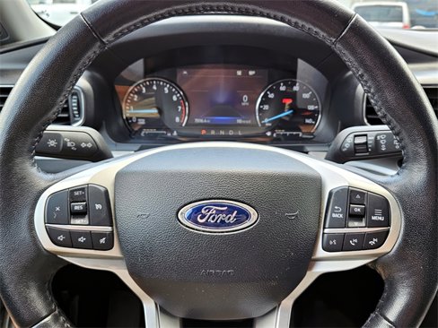 Used 2023 Ford Explorer XLT w/ Equipment Group 202A image 23