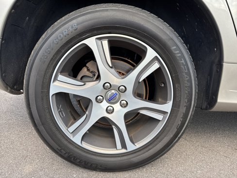 Used 2015 Volvo XC60 T6 w/ Protection Package image 12