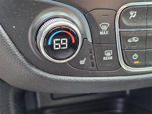 Used 2021 Chevrolet Equinox LT image 7