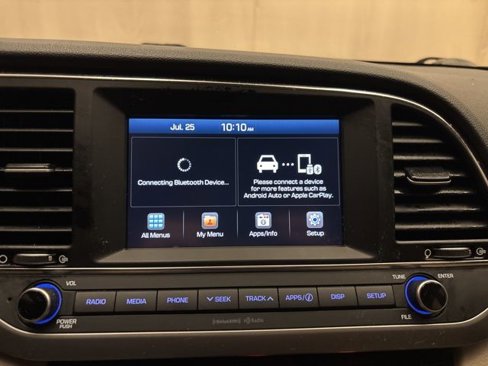 Used 2018 Hyundai Elantra Value Edition w/ Cargo Package image 16