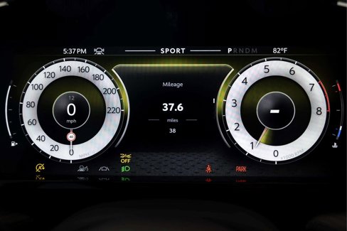 New 2026 Aston Martin V8 Vantage Coupe image 37