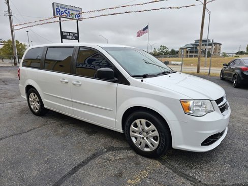 Used 2016 Dodge Grand Caravan SE w/ Quick Order Package 29E SE image 7
