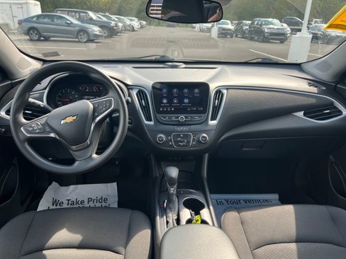 Used 2023 Chevrolet Malibu LS image 18