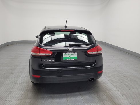 Used 2017 Kia Forte LX image 6