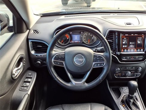 Used 2021 Jeep Cherokee Limited image 21