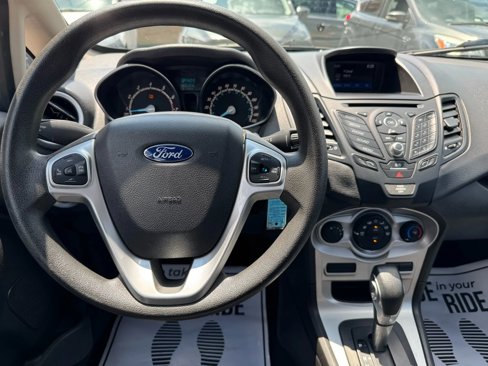 Used 2018 Ford Fiesta SE image 33