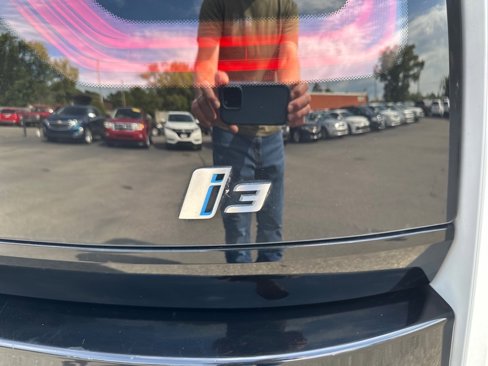 Used 2015 BMW i3 w/ Range Extender image 10