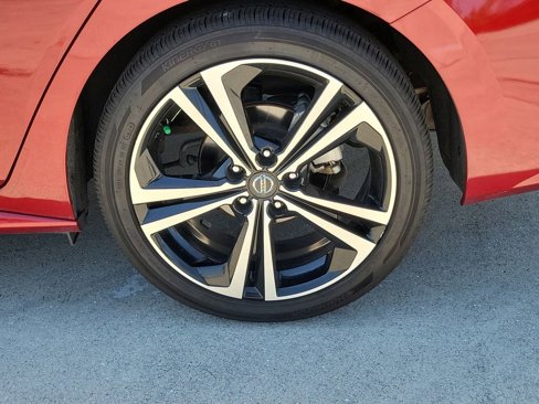 Used 2022 Nissan Sentra SR w/ Electronics Package image 12