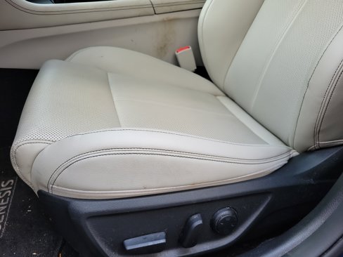 Used 2021 Genesis G70 2.0T image 14