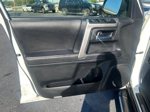 Used 2023 Toyota 4Runner SR5 image 15