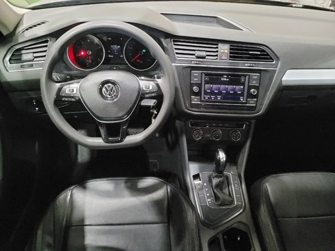 Used 2019 Volkswagen Tiguan S image 22