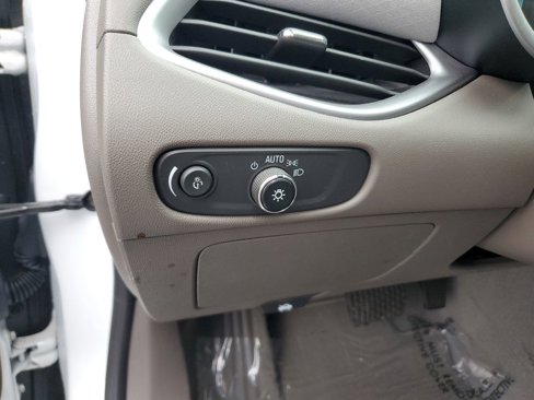 Used 2023 Chevrolet Malibu LS image 15