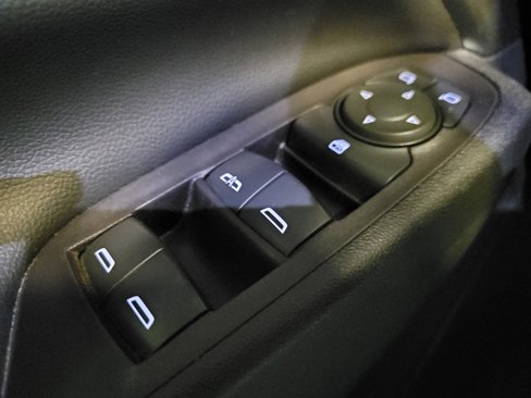 Used 2020 Chevrolet Equinox LT image 27