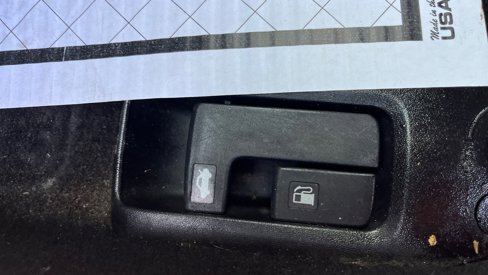 Used 2011 Subaru Impreza 2.5i Premium w/ PWR Moonroof Value Pkg image 25
