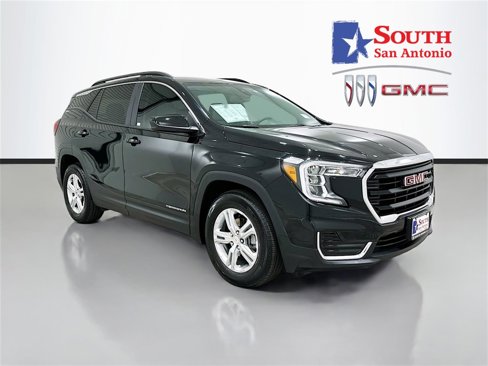 Used 2024 GMC Terrain SLE w/ Driver Convenience Package image 1