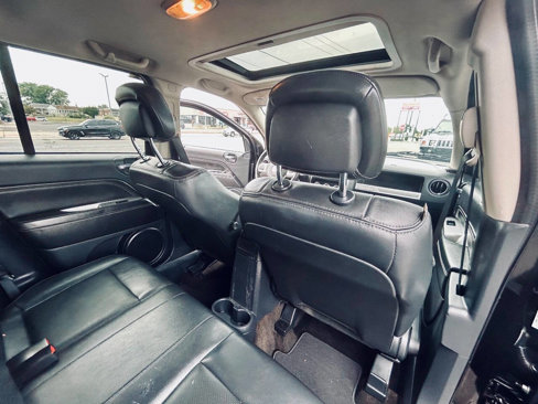 Used 2015 Jeep Compass High Altitude image 31