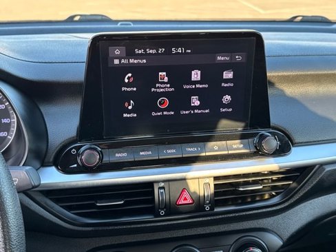 Used 2023 Kia Forte LXS image 10