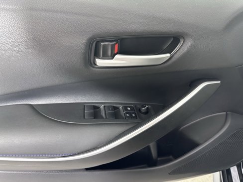Used 2022 Toyota Corolla SE image 18