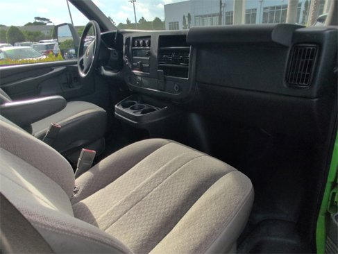 Used 2015 Chevrolet Express 3500 Extended image 8