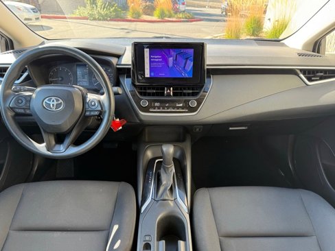 Used 2023 Toyota Corolla LE image 12