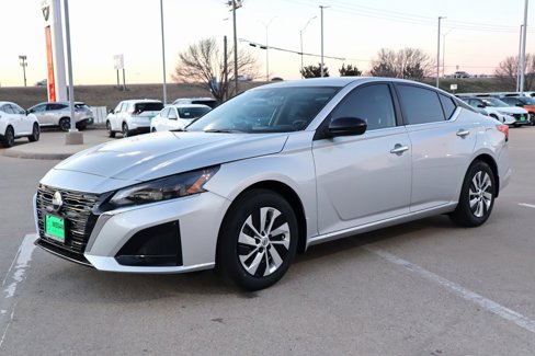 New 2025 Nissan Altima 2.5 S image 3