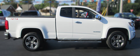 Used 2015 Chevrolet Colorado LT w/ Luxury Package image 3