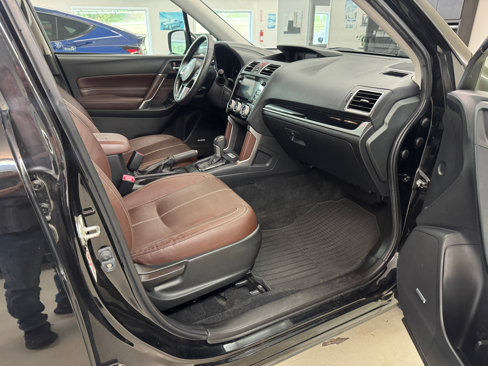 Used 2017 Subaru Forester 2.5i Touring image 3